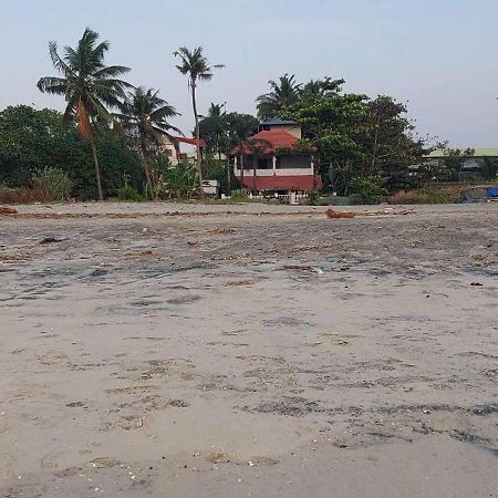Happy Seas Beach Villa Alappuzha Esterno foto