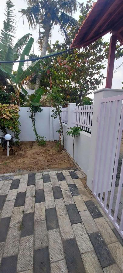 Happy Seas Beach Villa Alappuzha Esterno foto
