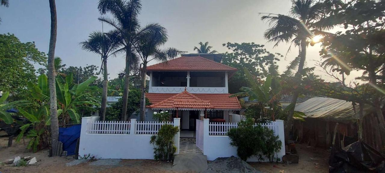 Happy Seas Beach Villa Alappuzha Esterno foto